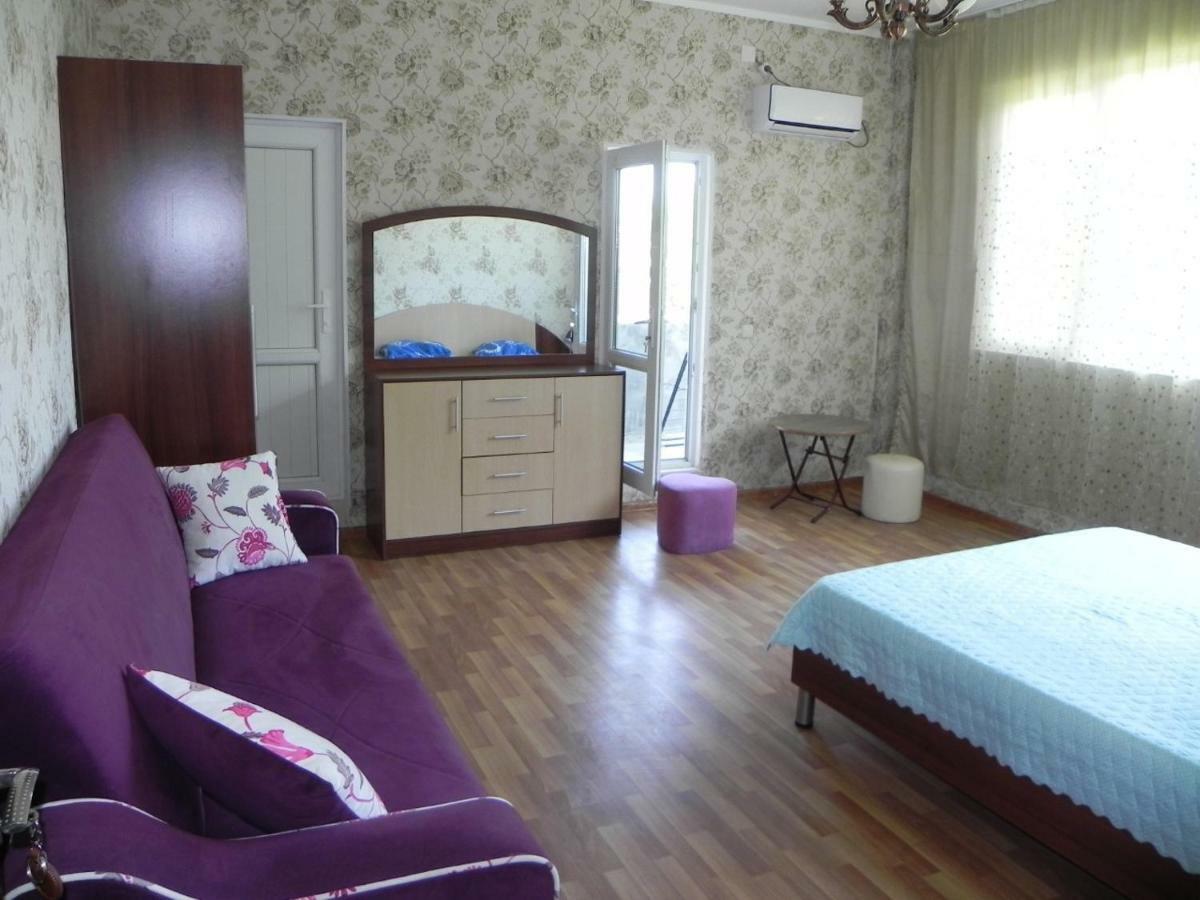 Lily Pearls Inn Koboeleti Buitenkant foto